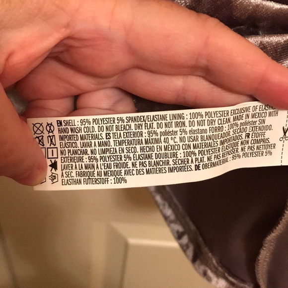 F21 Crushed Velvet Dress!! NWT!!! - Picture 7 of 7